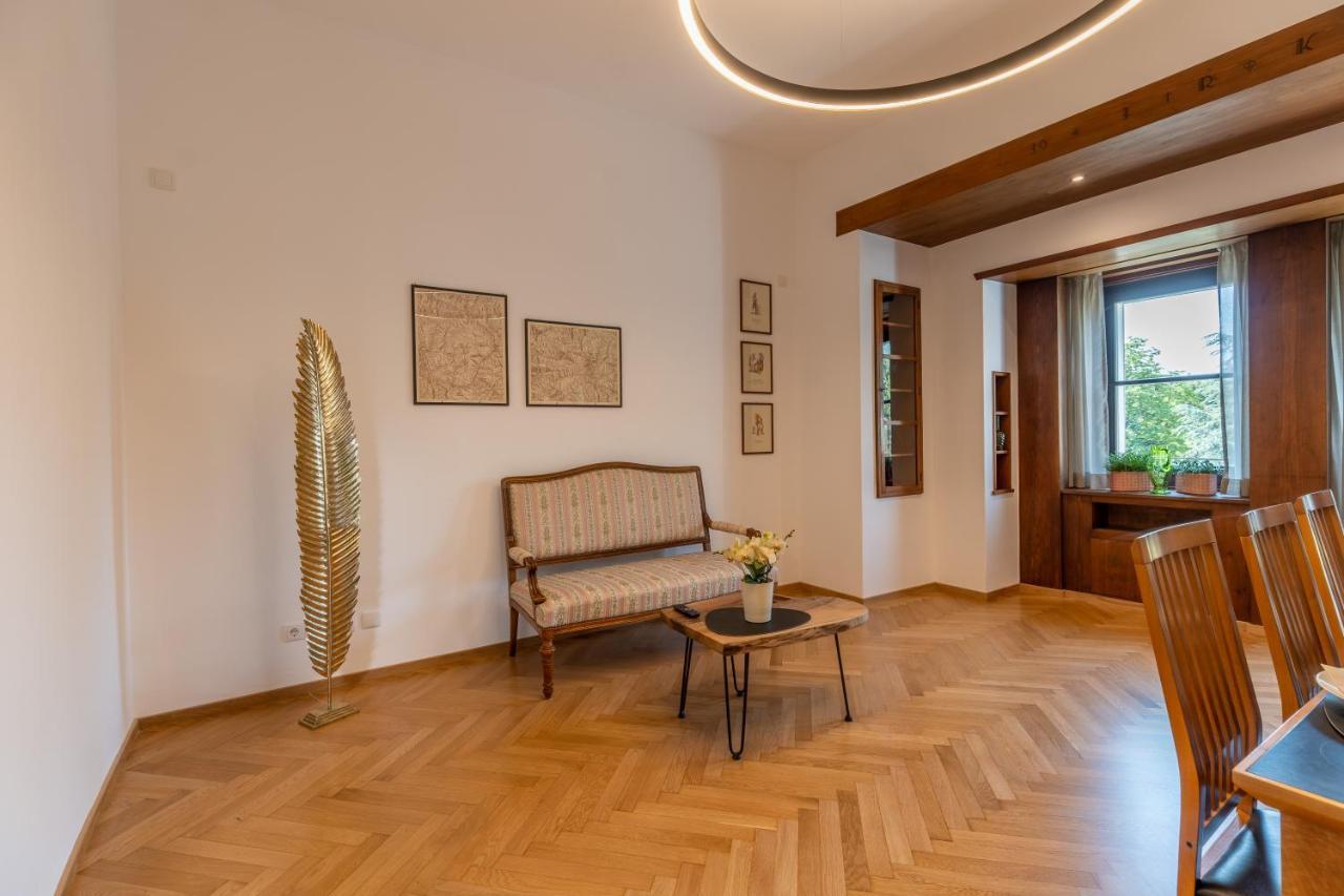 Villa Stubai - Penthouse In The Heart Of Merano Exterior photo